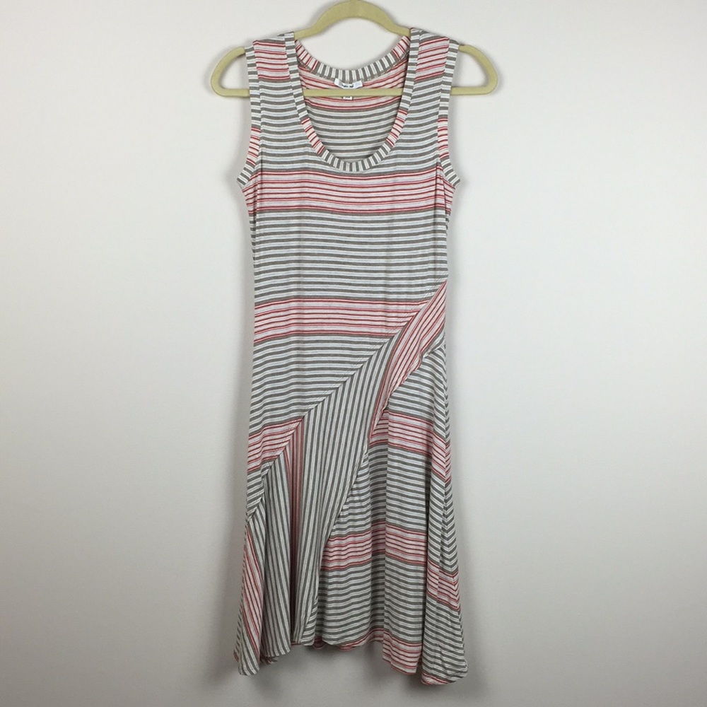Sophie Max - Sleeveless Striped Swing Dress
